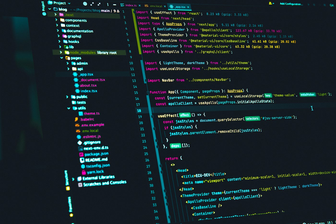 Imagem de fundo com código de React.